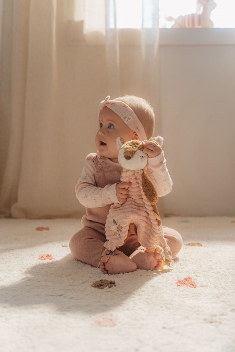 DouDou Ciervo Textura Fairy Garden Little Dutch