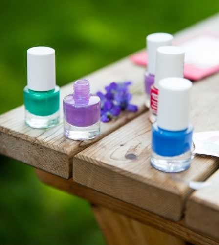 Esmalte de Uñas al Agua Azul Eléctrico de Namaki