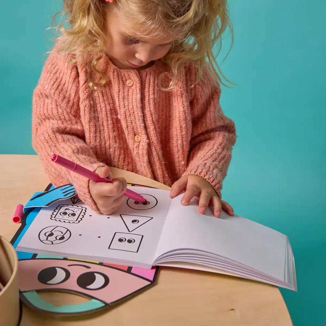 Libro Stickers Montessory Formas Geométricas Omy