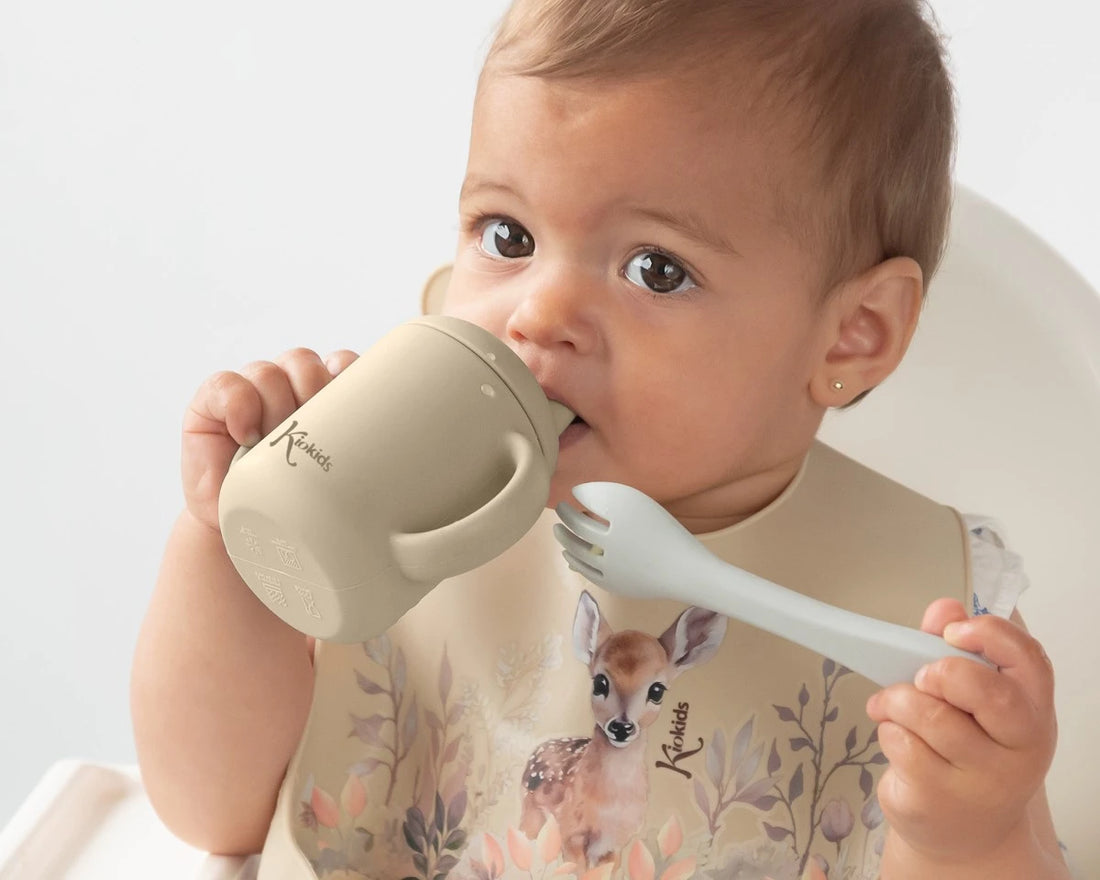 Taza de Silicona Beige con Asas Kiokids